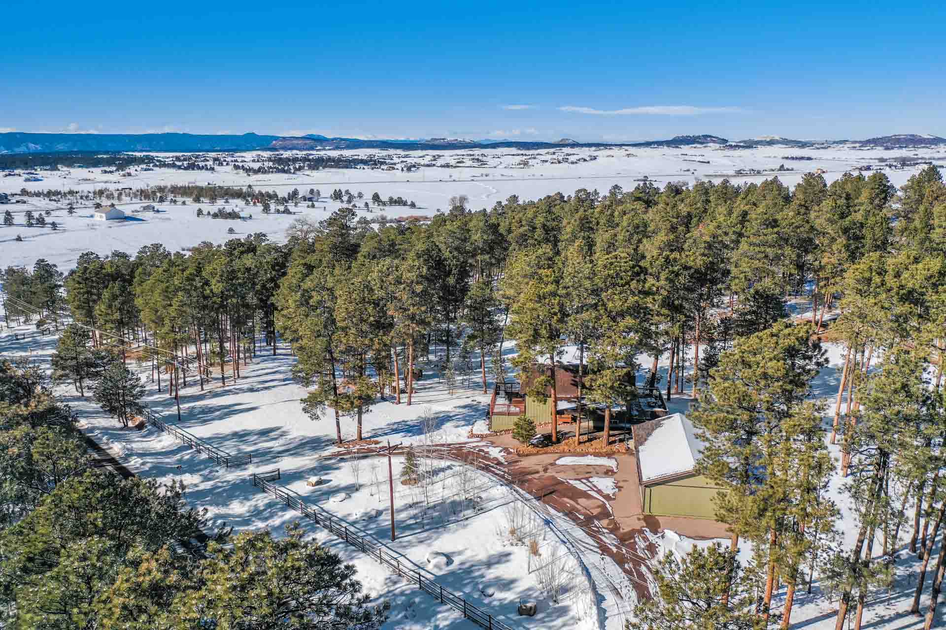 3520 Walker Rd presented by Behr & Behr – FēD