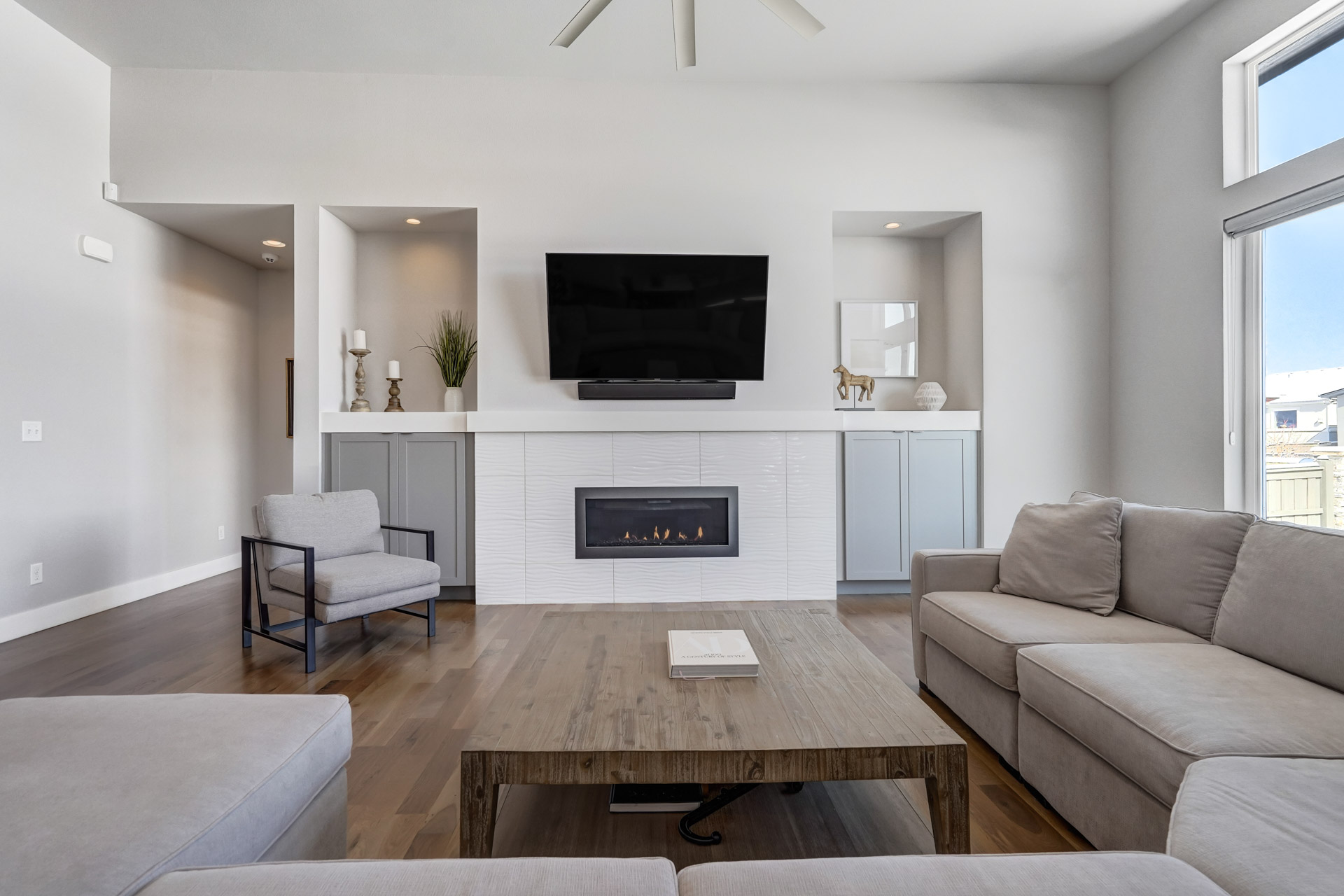 1252 Foothills Farm Way FēD