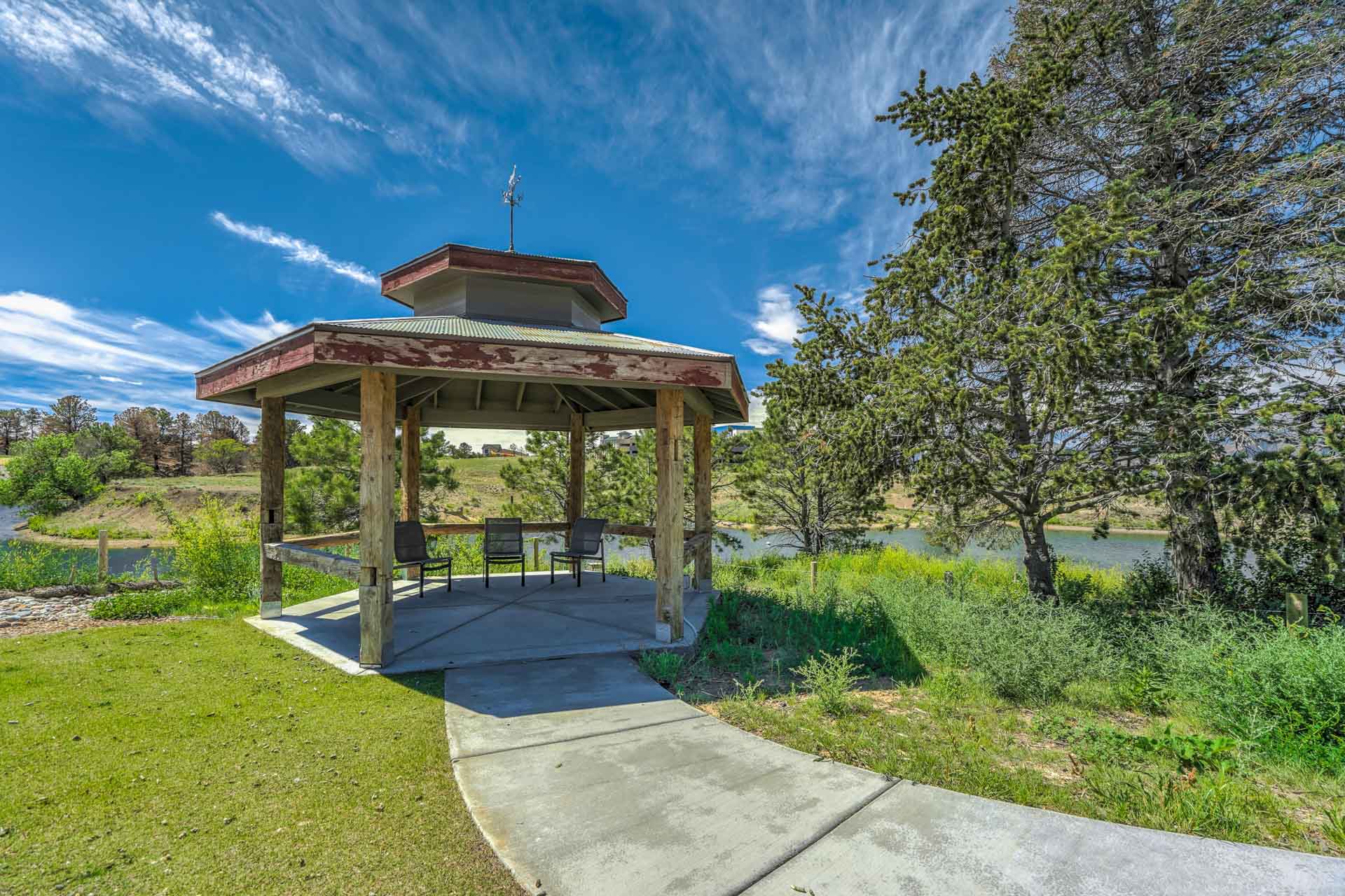 1252 Foothills Farm Way FēD