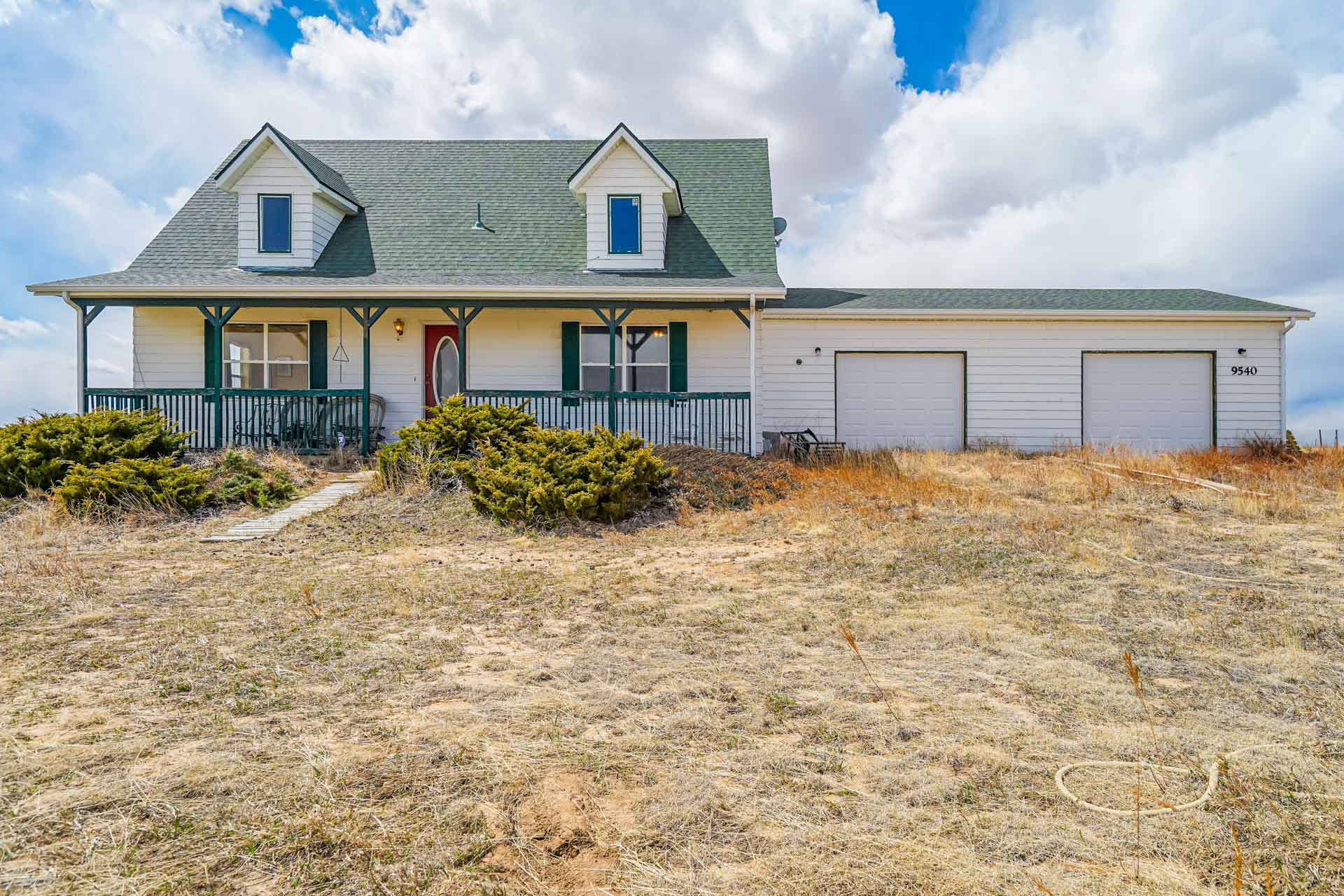 9540 N Yoder Rd presented by Ruth McMillen FēD