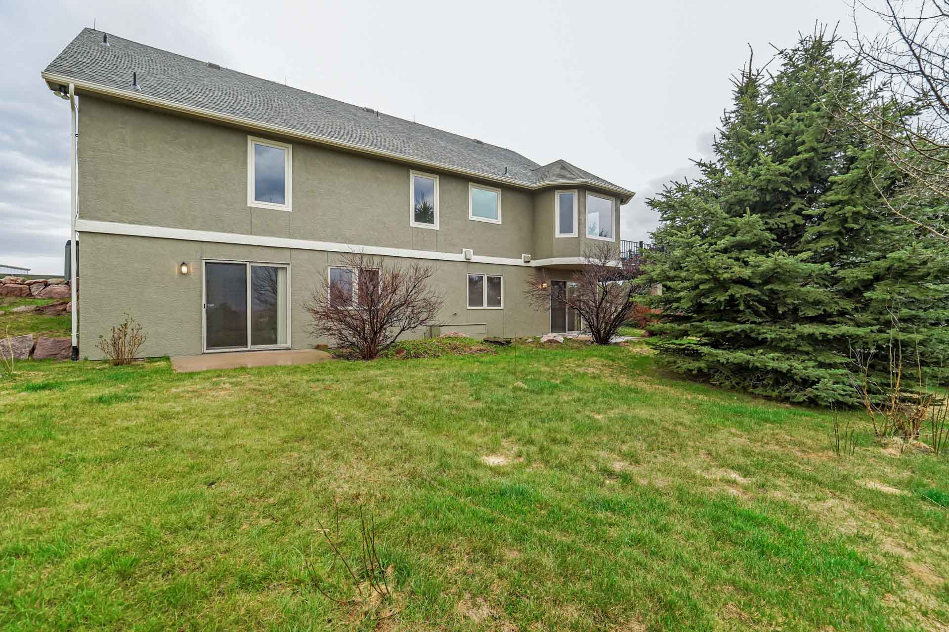 15855 Herring Rd presented by Danielle Frisbie – FēD
