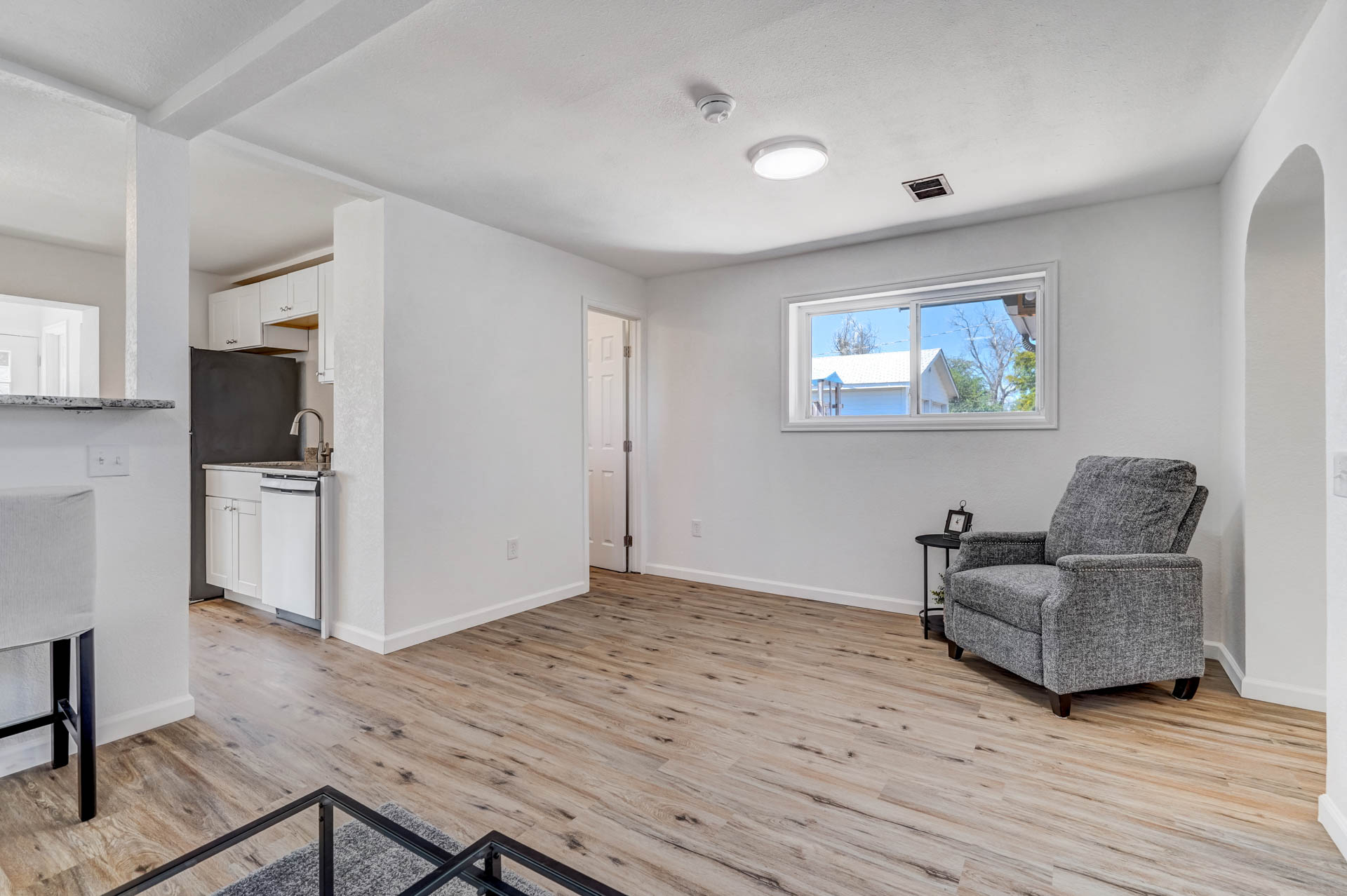 115 2nd St presented by Mark Santini – FēD