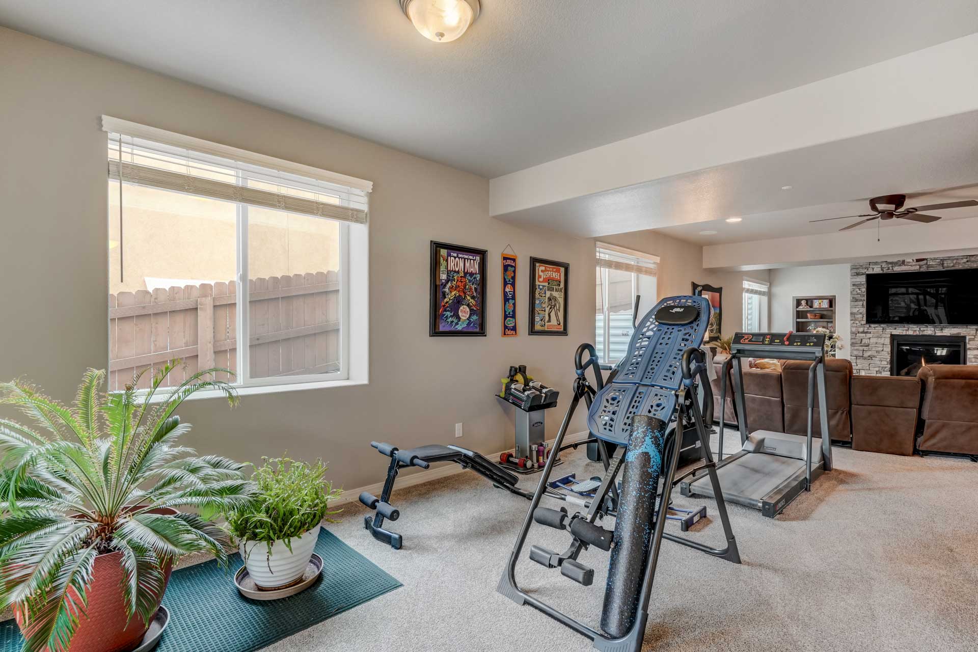 10131 Coyote Song Terrace presented by Holly Quinn – FēD