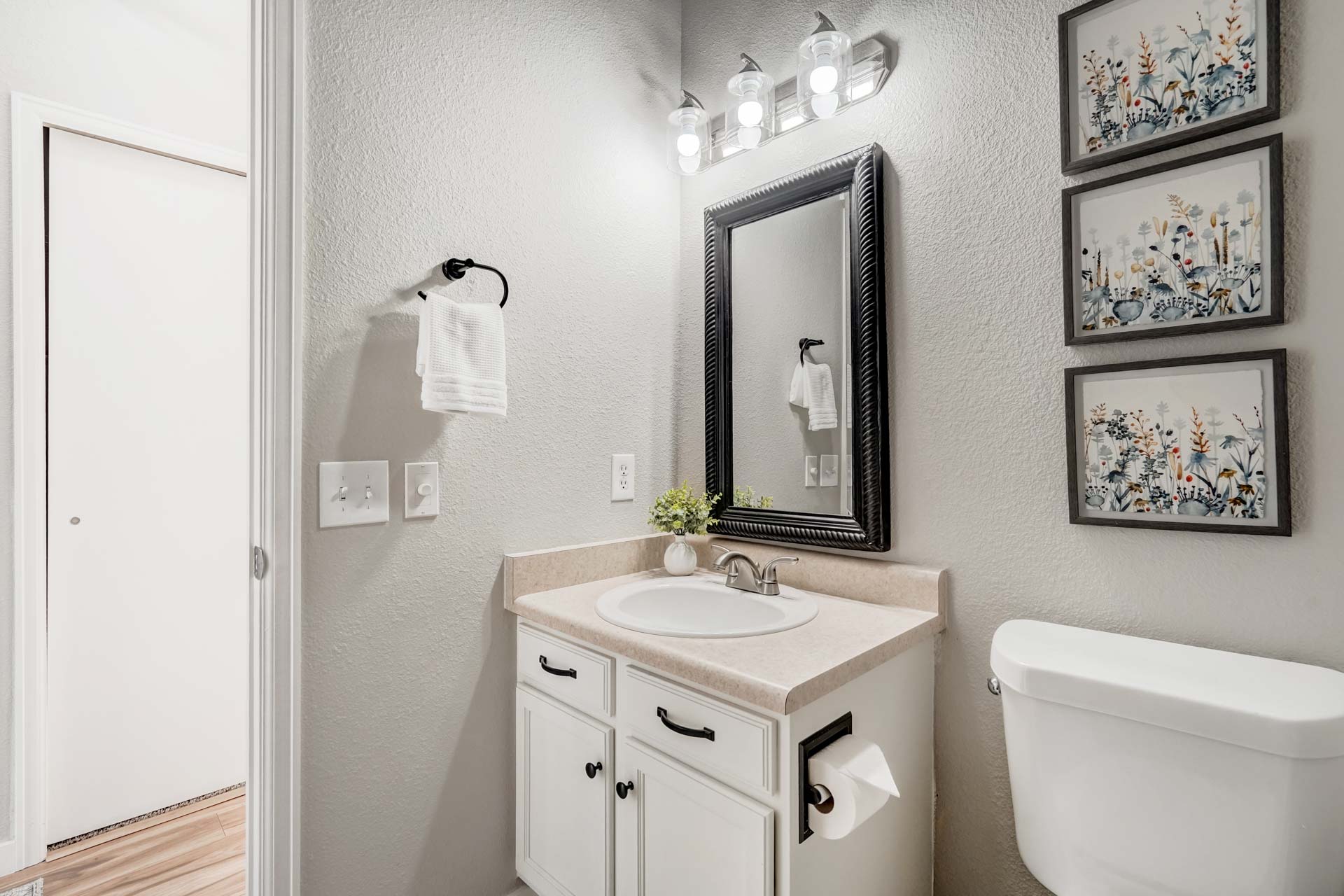 7560 Stephenville Rd – FēD