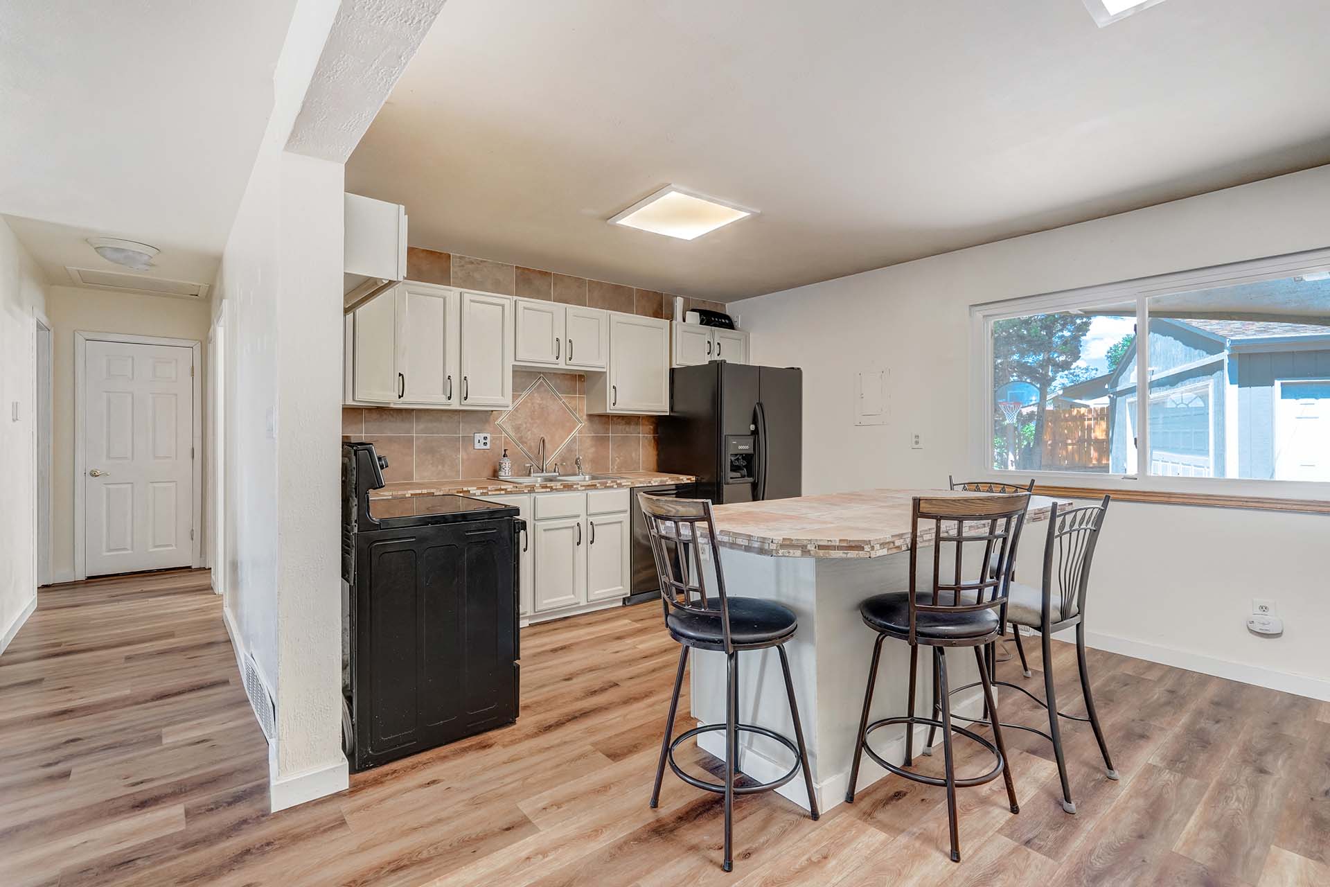 20 N Hayman Ave FēD