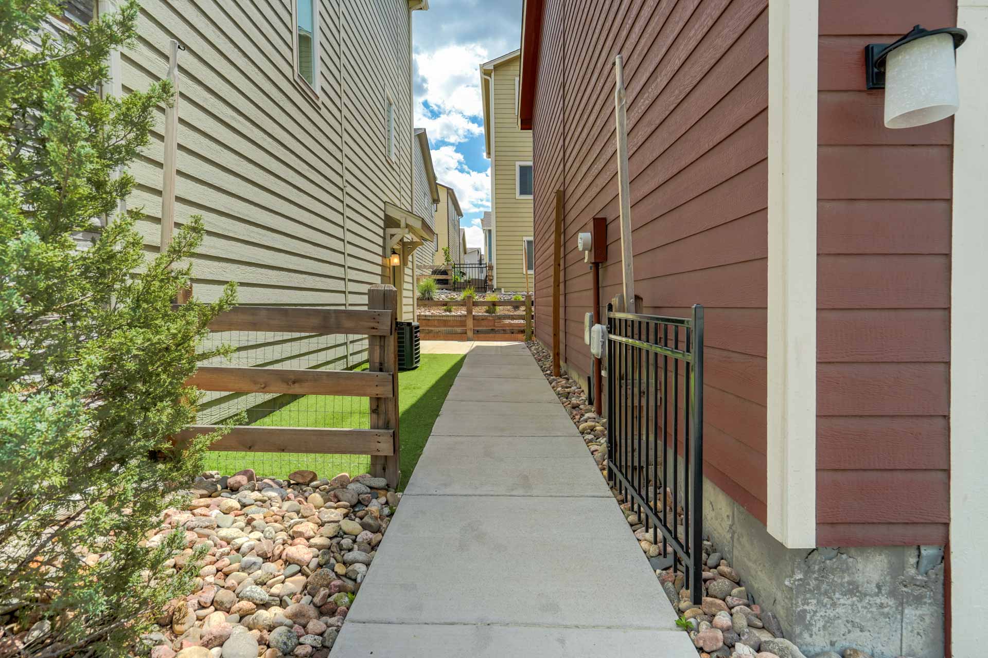 2039 Alperton Heights FēD