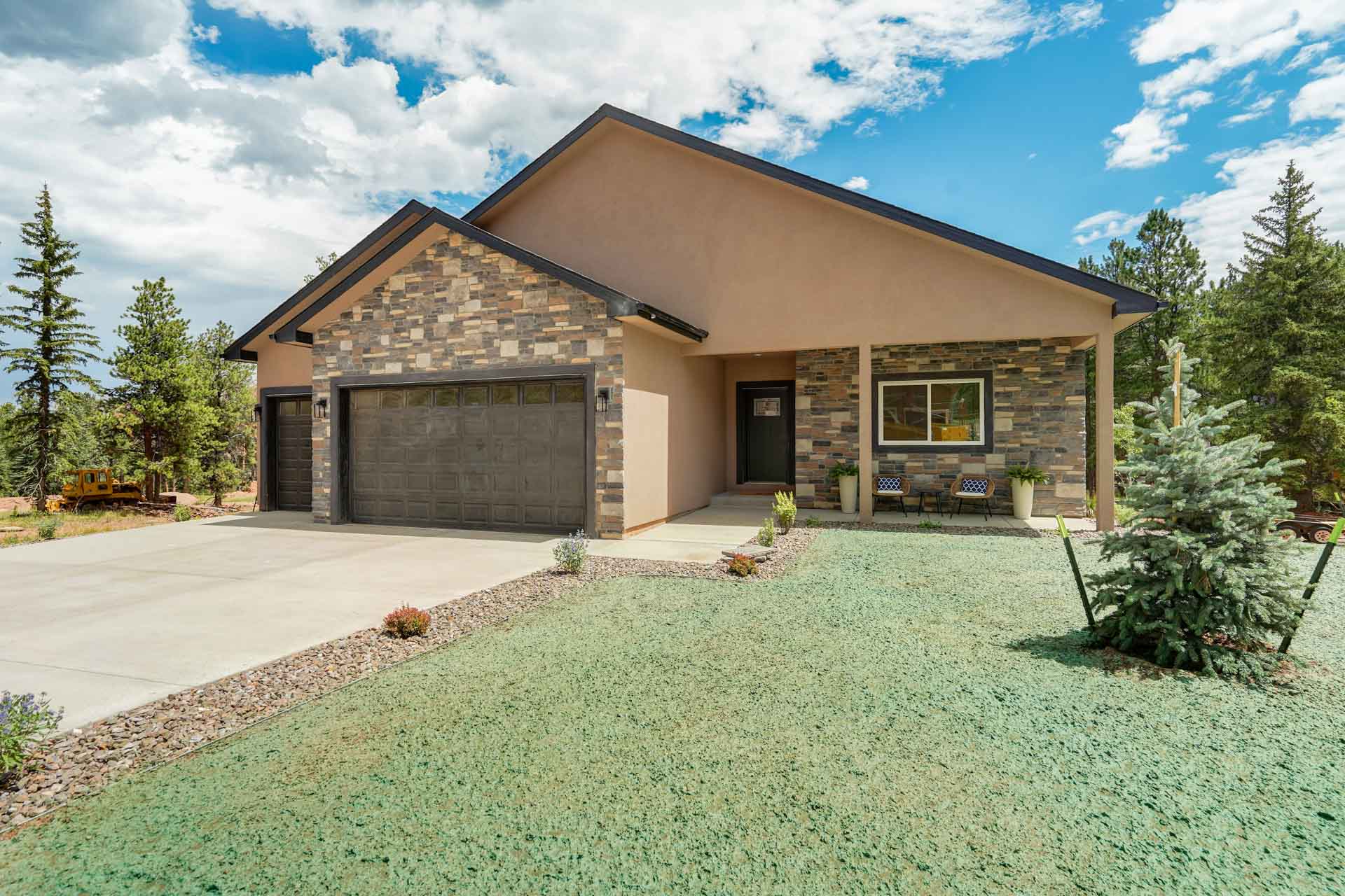 1312 Stone Ridge Dr presented by Thetford Team Real Estate – FēD
