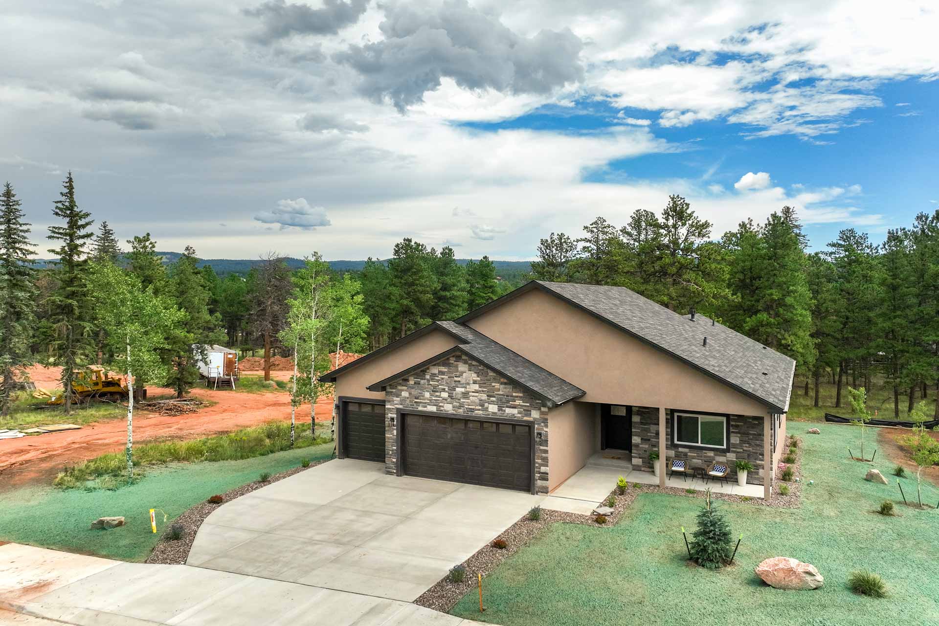 1312 Stone Ridge Dr – FēD
