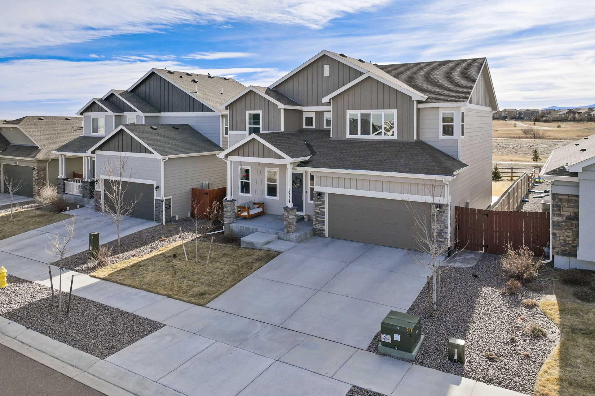 10534 Summer Ridge Dr presented by Laura Kaan – FēD